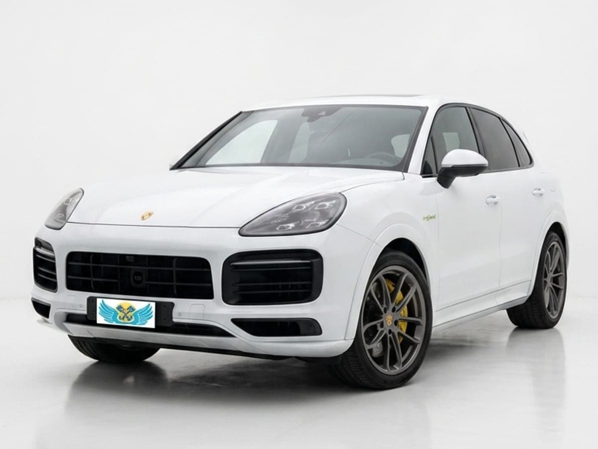Porsche Cayenne bianca